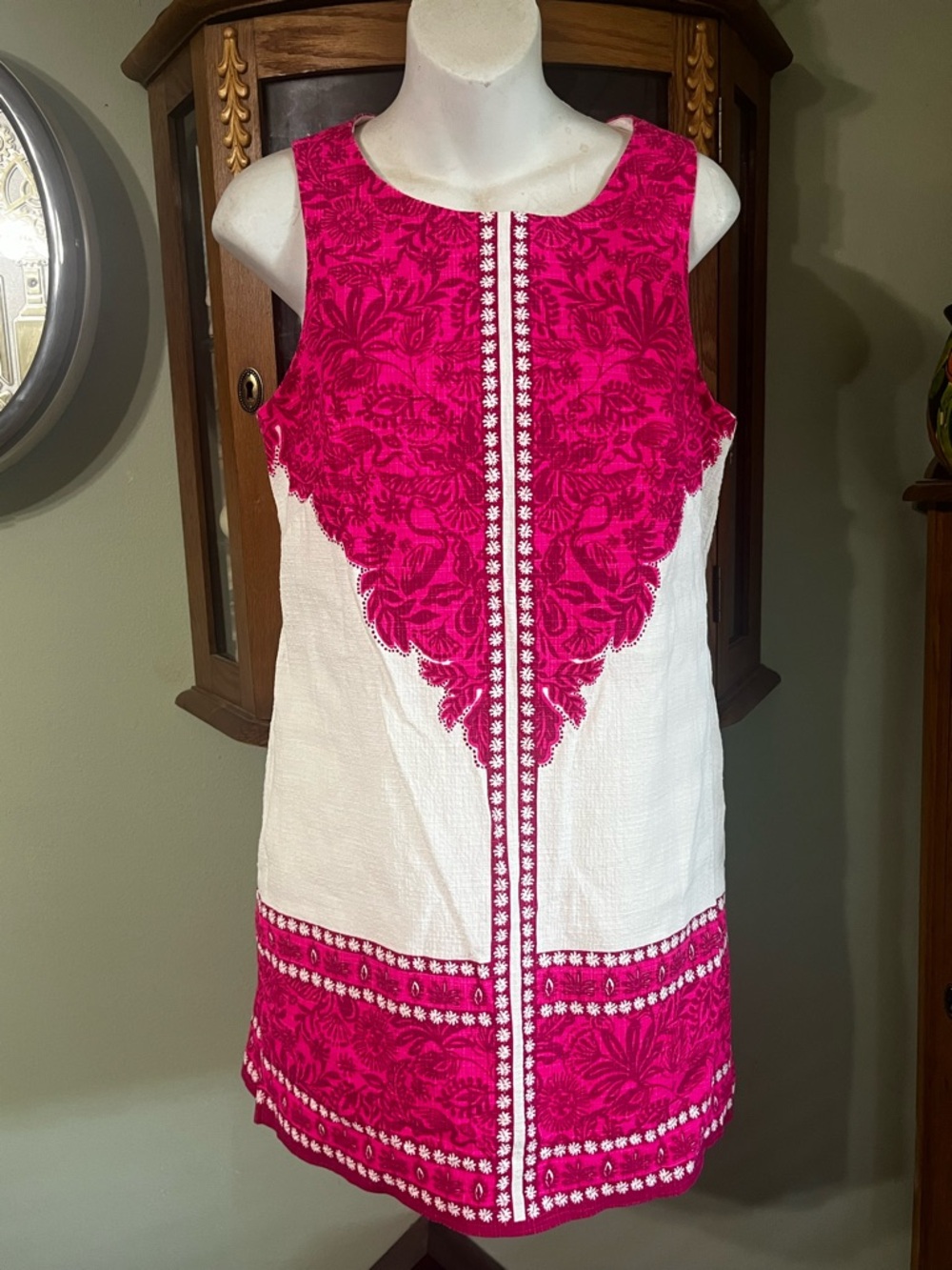 New Lilly Pulitzer Pink and White Shorts Romper Dress All In One Size 8